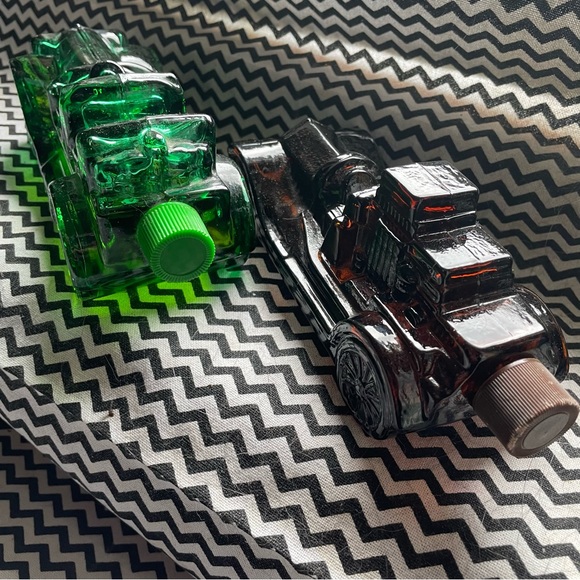 70s Avon Men’s Collection - Wild Country & Tail Winds - Picture 8 of 10